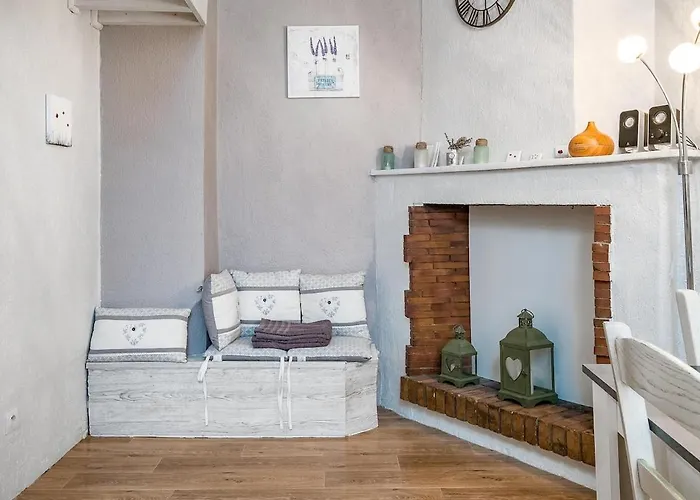 Old Town Flat 아파트 *